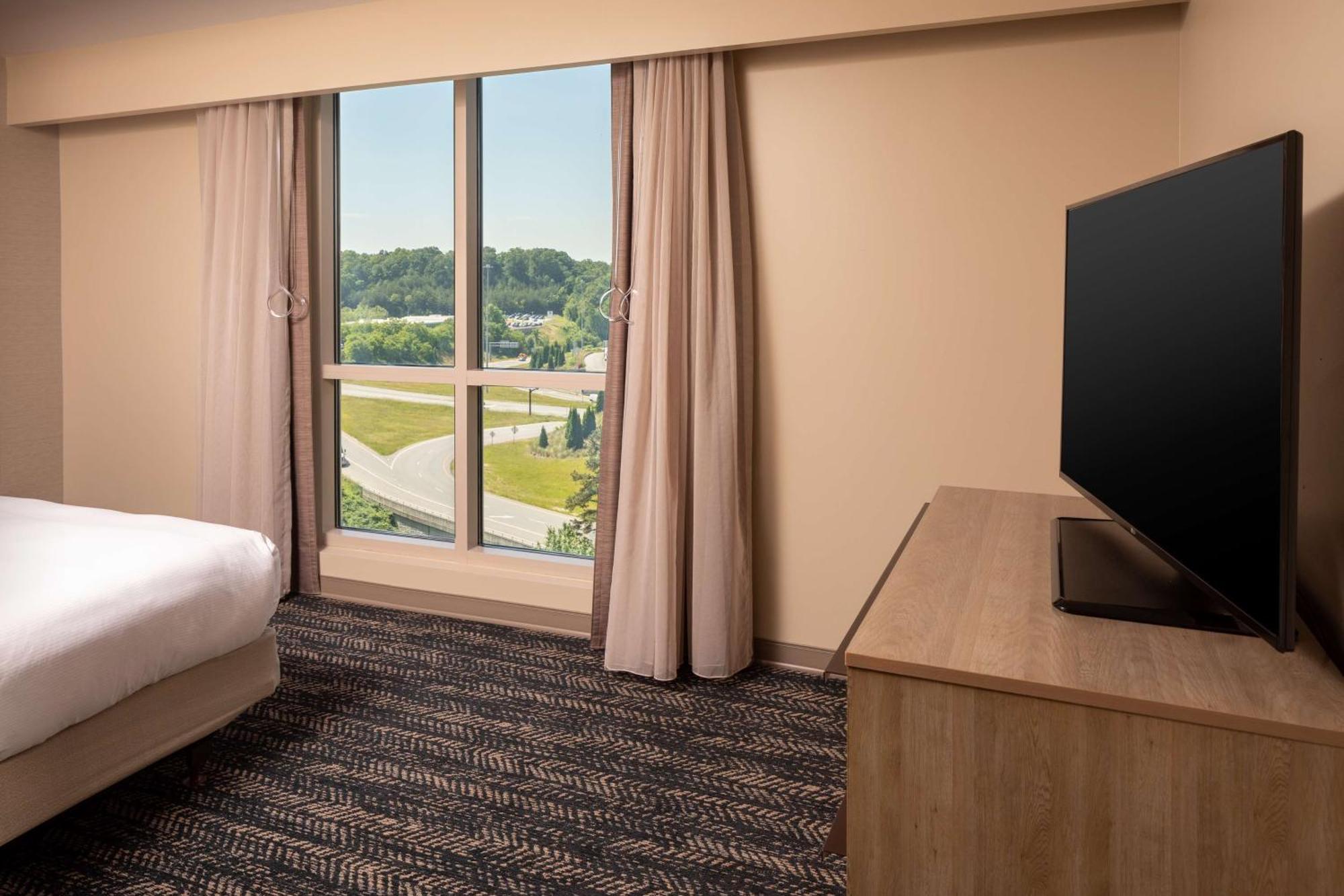 Hilton Asheville Biltmore Park Екстериор снимка