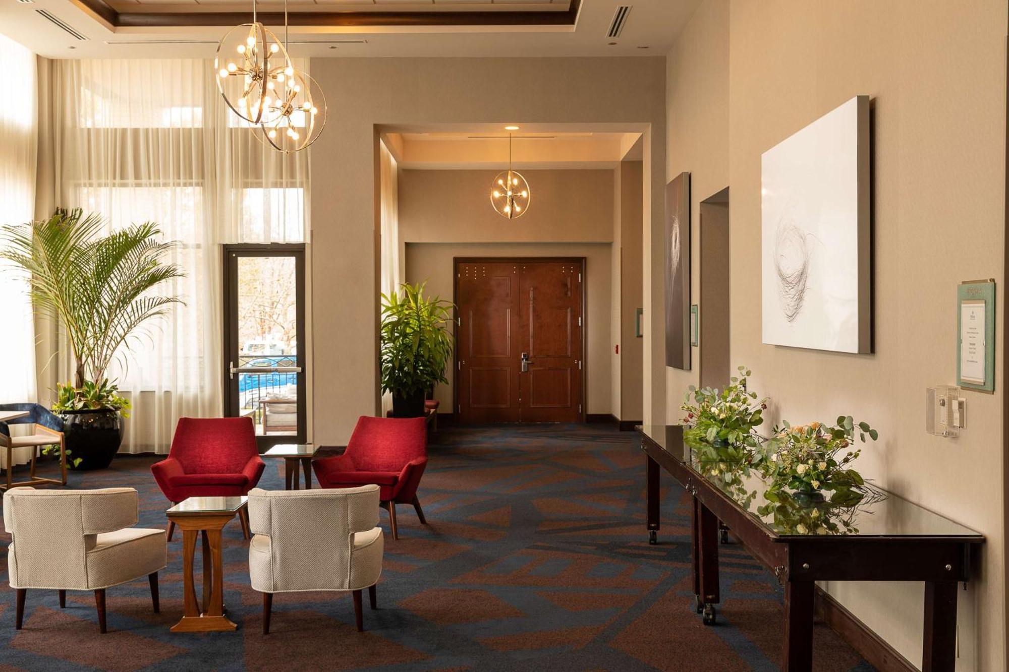 Hilton Asheville Biltmore Park Екстериор снимка