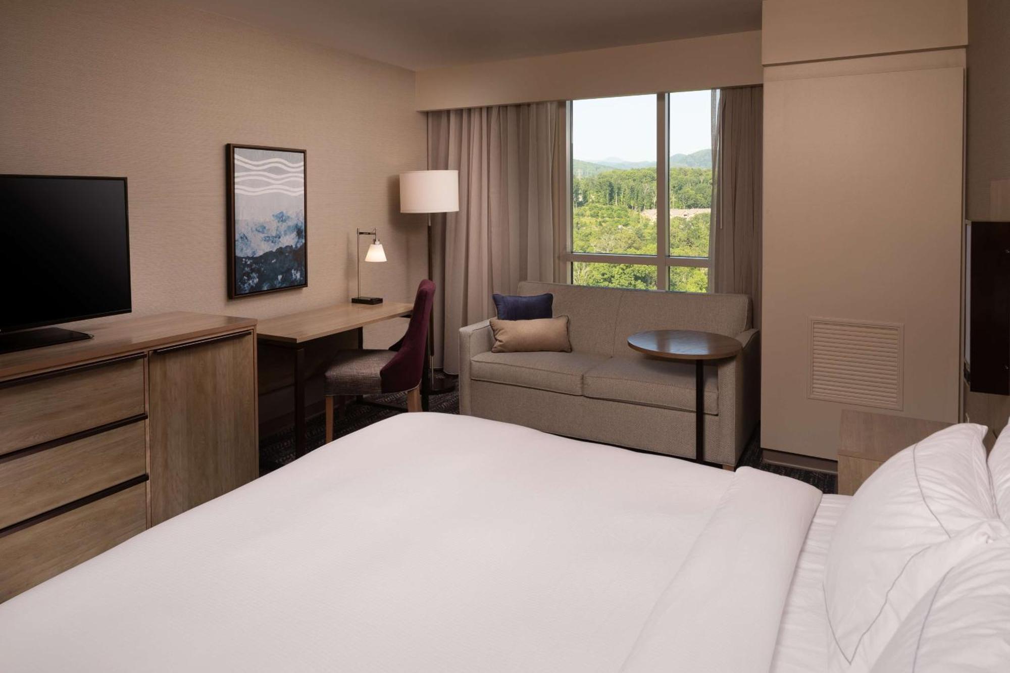 Hilton Asheville Biltmore Park Екстериор снимка