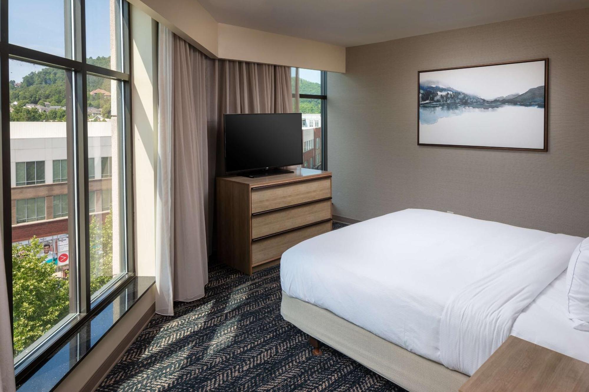 Hilton Asheville Biltmore Park Екстериор снимка