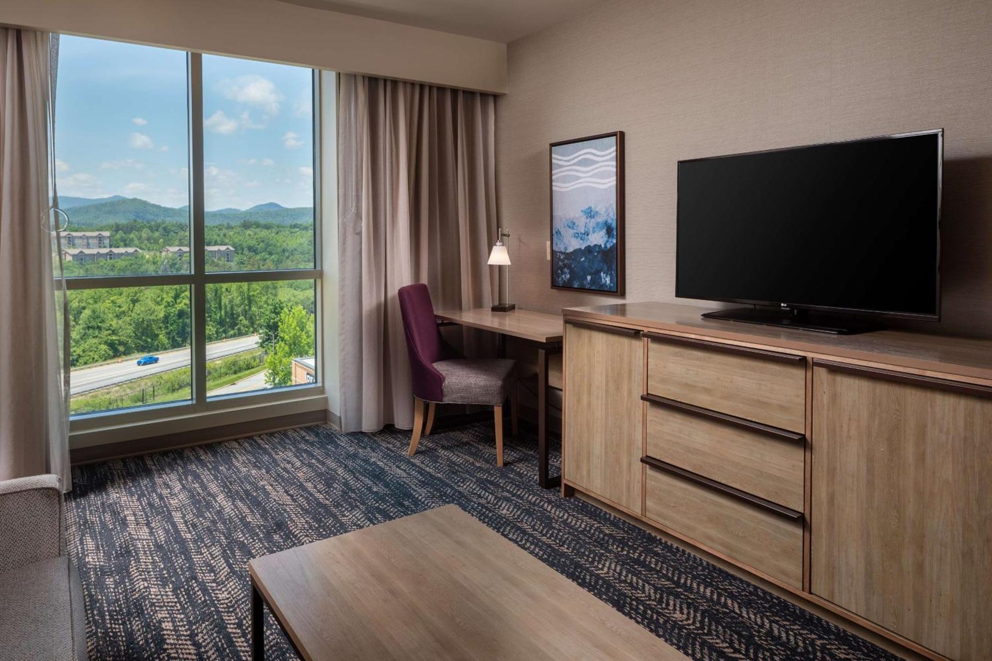 Hilton Asheville Biltmore Park Екстериор снимка