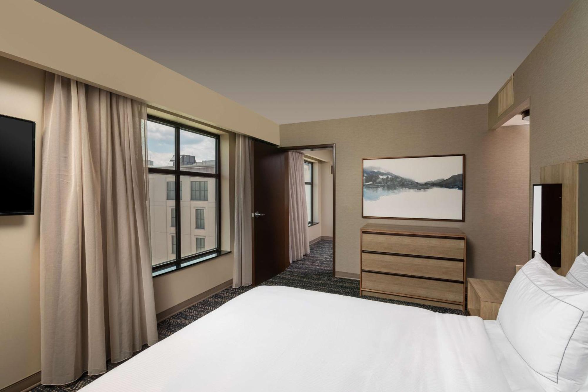 Hilton Asheville Biltmore Park Екстериор снимка